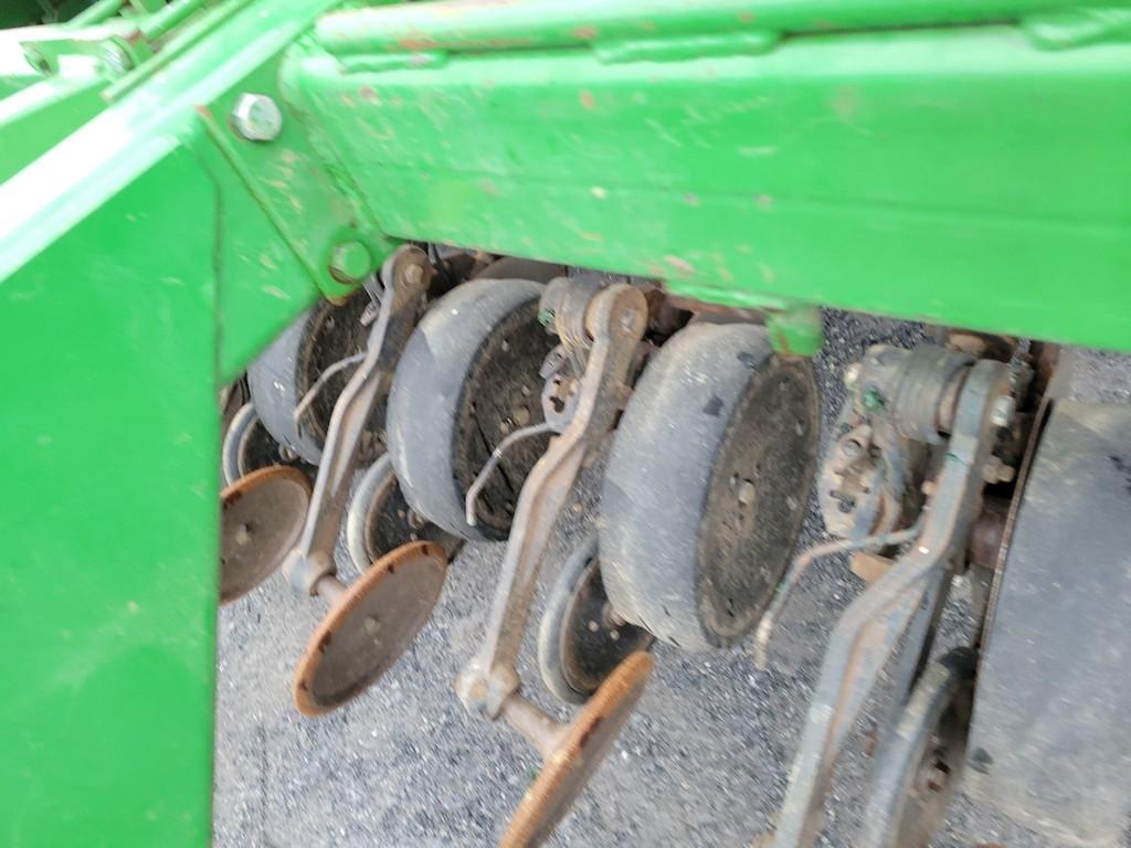 John Deere 1590 Grain Drill 'Package'