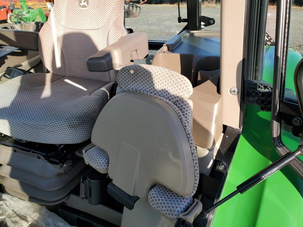 2017 John Deere 5115R Cab Tractor 'Ride & Drive'