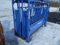 Priefert S04 Squeeze Chute