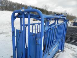Priefert S04 Squeeze Chute