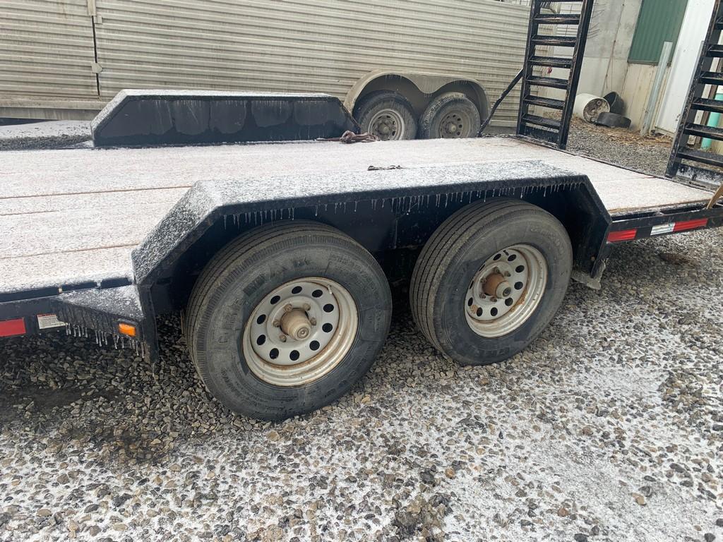 2010 Pequea SST1020 Trailer 'W/ Title'