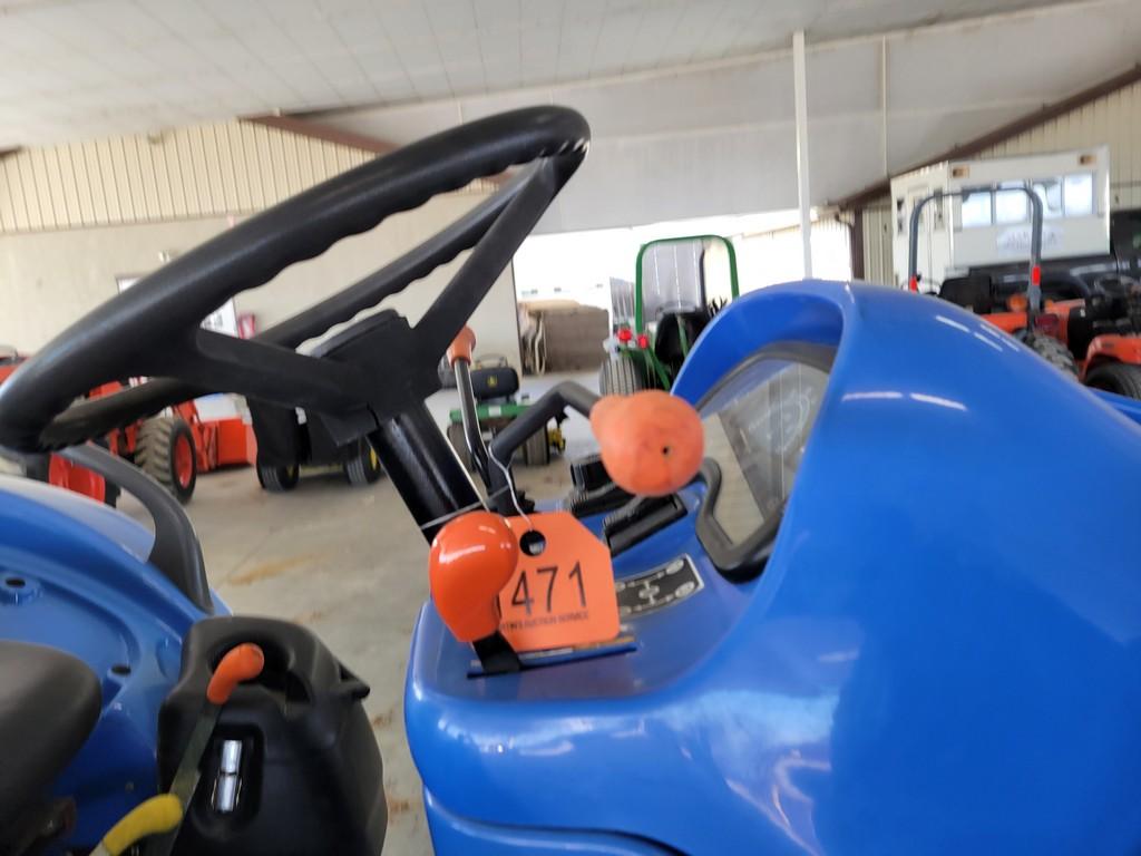 New Holland TC40 Compact Loader Tractor 'Ride & Drive'
