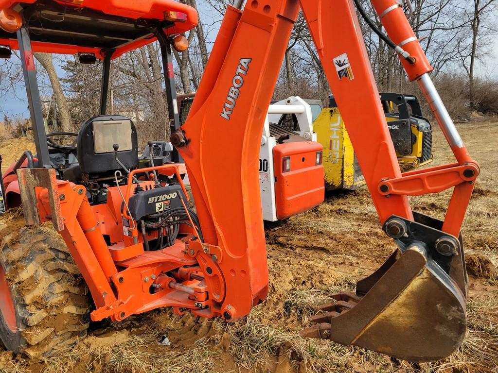 Kubota L39 Tractor Loader Backhoe 'Ride & Drive'