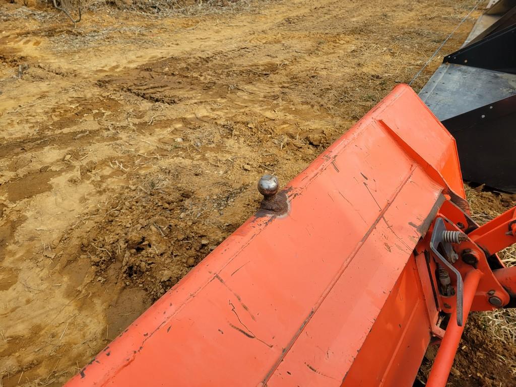 Kubota L39 Tractor Loader Backhoe 'Ride & Drive'