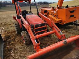 Kubota L39 Tractor Loader Backhoe 'Ride & Drive'