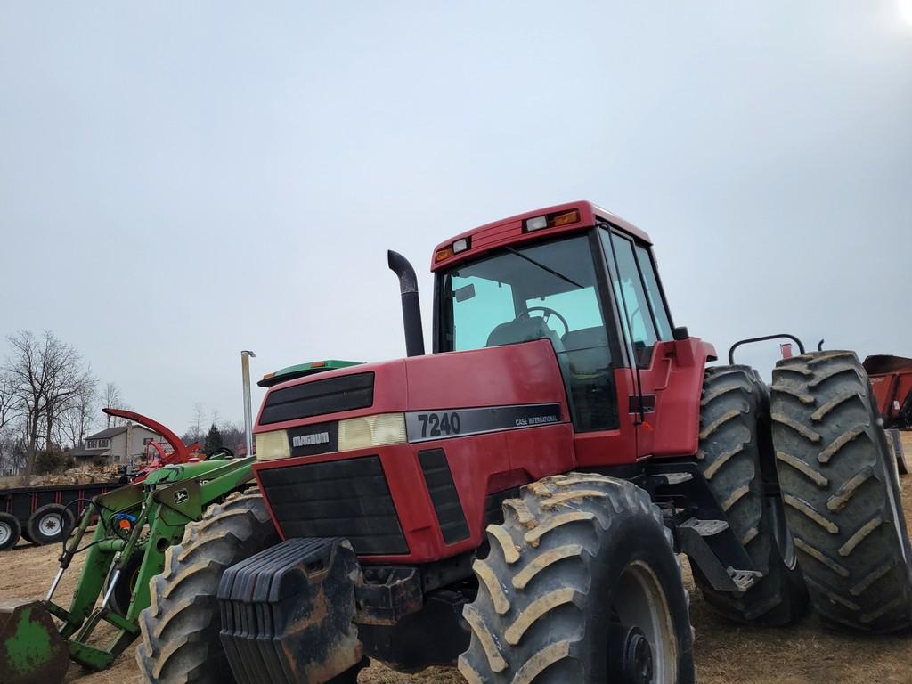 Case IH 7240 Cab Tractor 'Ride & Drive'