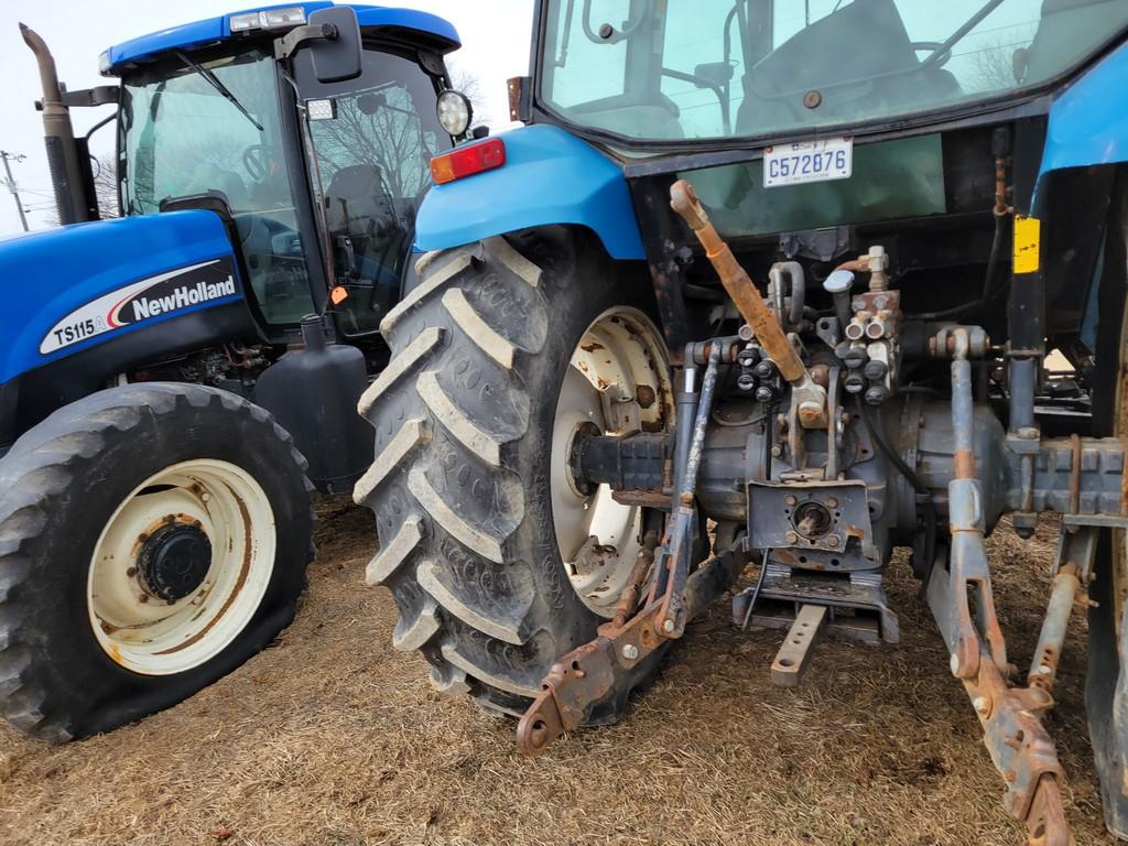 New Holland TS110 Cab Tractor 'Ride & Drive'