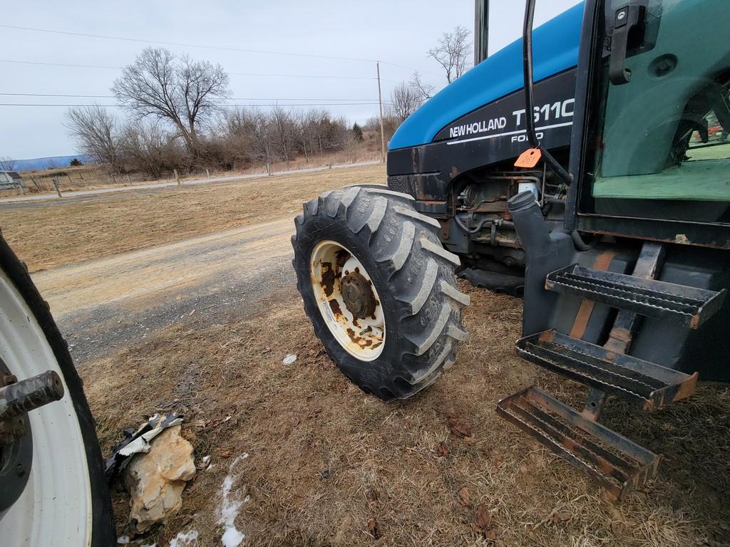 New Holland TS110 Cab Tractor 'Ride & Drive'