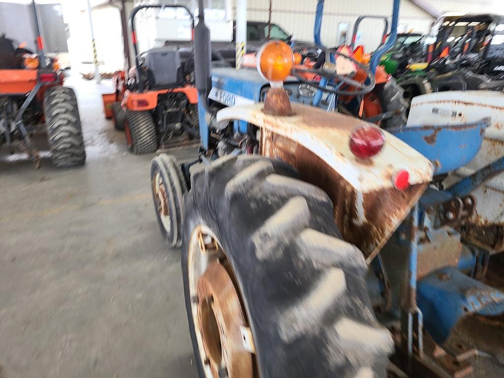 Ford 1600 Compact Tractor 'Runs & Operates'