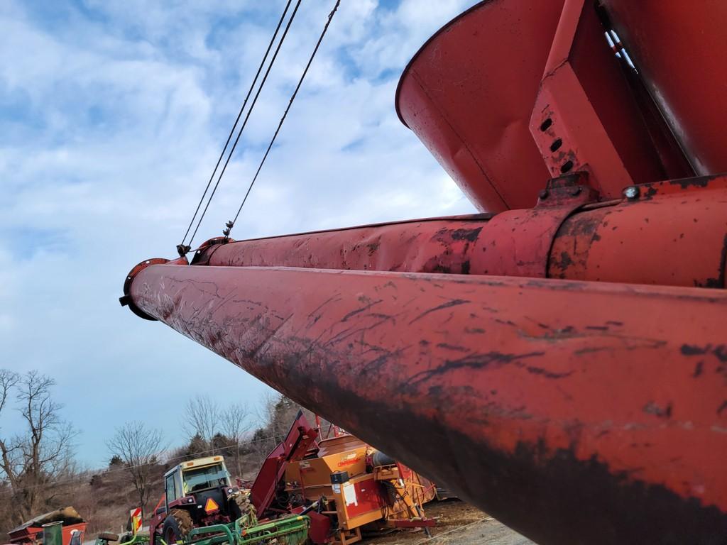 Gehl 100 Grinder Mixer