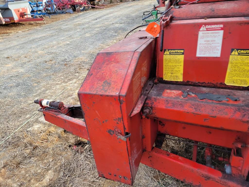 Gehl 100 Grinder Mixer