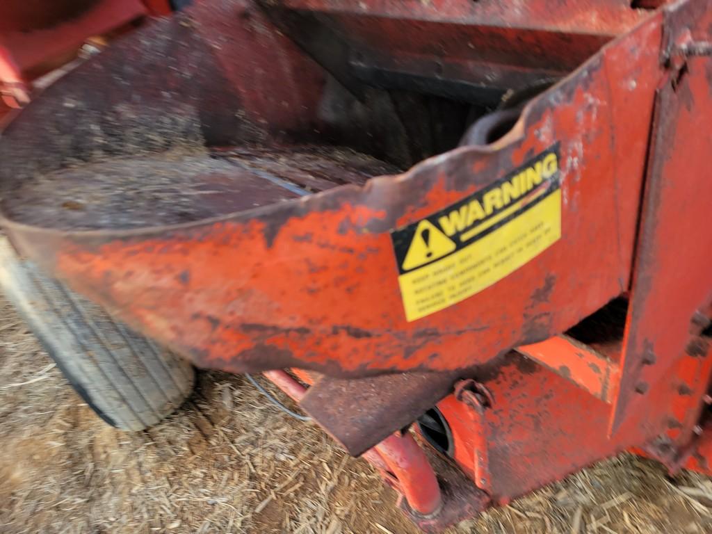 Gehl 100 Grinder Mixer