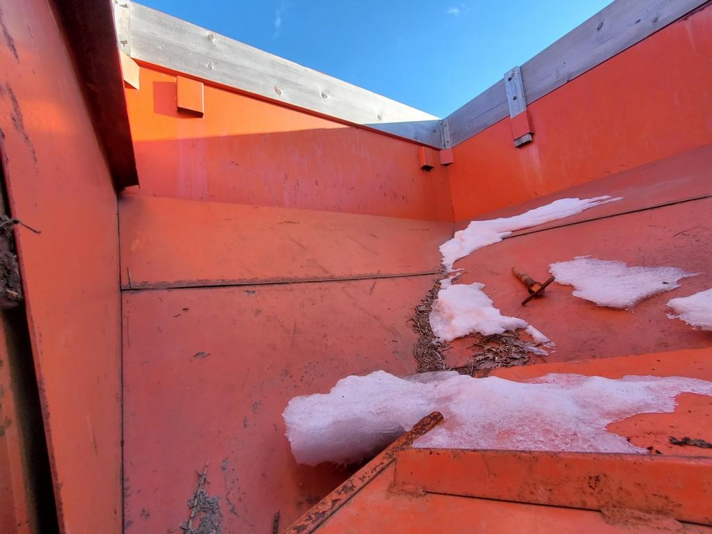 Turnco 225S Gravity Bin Wagon