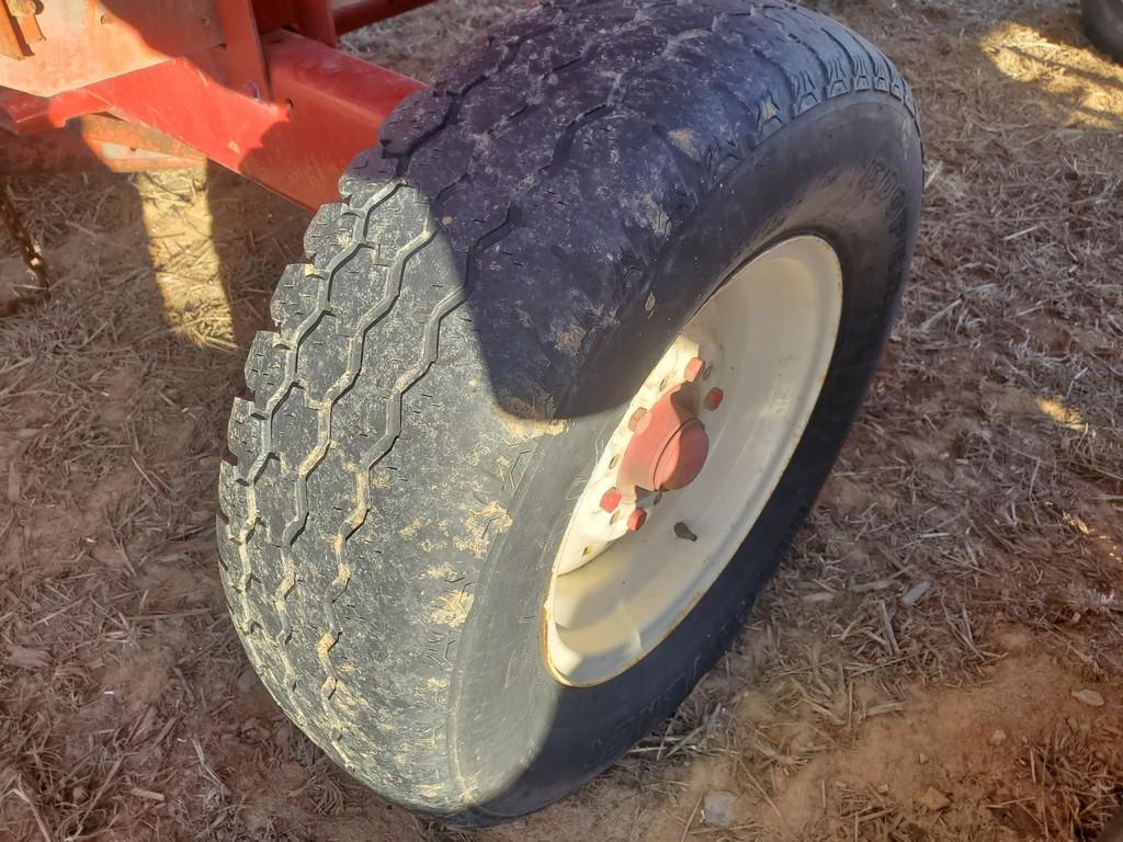 Turnco 225S Gravity Bin Wagon