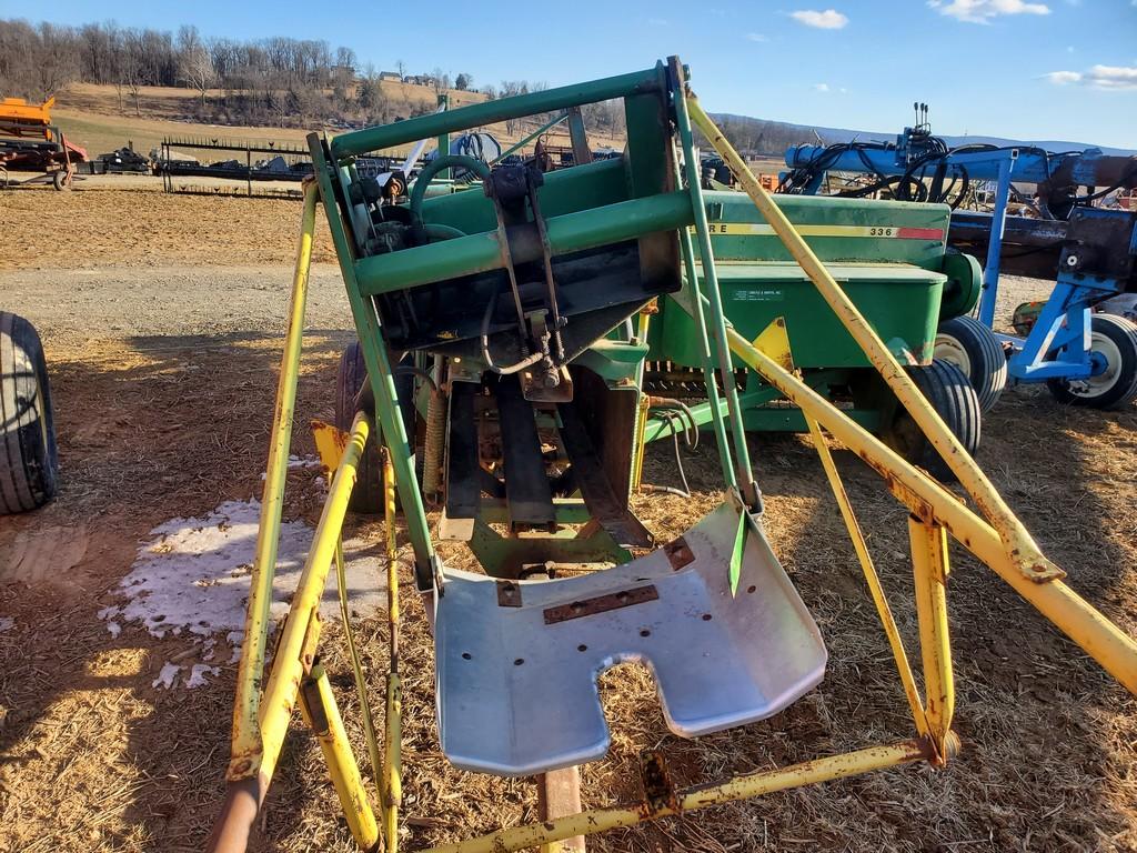 John Deere 336 Small Square Baler