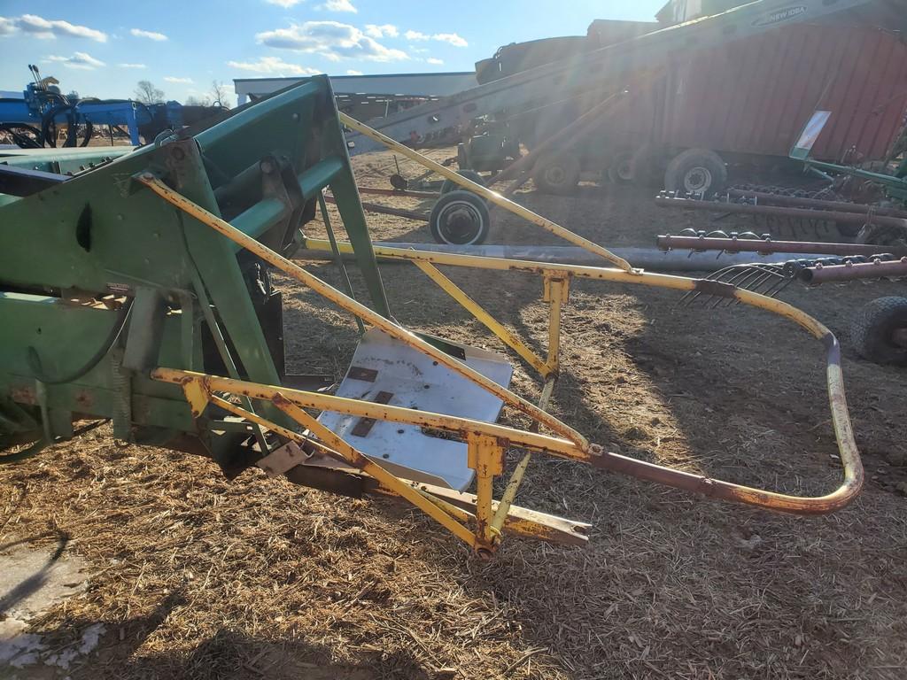 John Deere 336 Small Square Baler