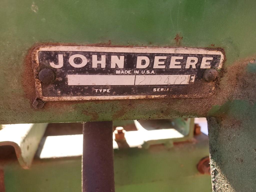 John Deere 336 Small Square Baler