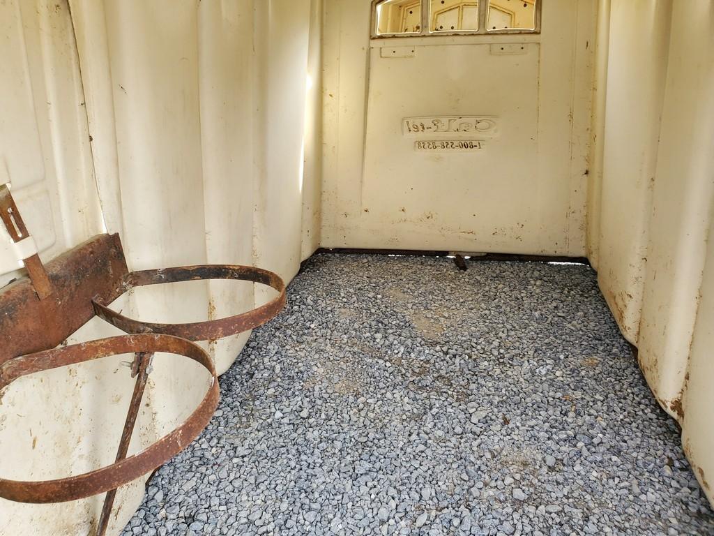 Calf-Tel  Calf Hutch