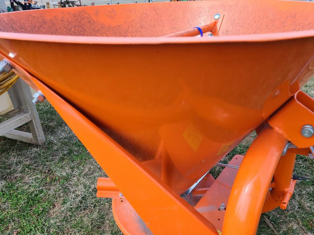 Agrex 150 Spinner Spreader