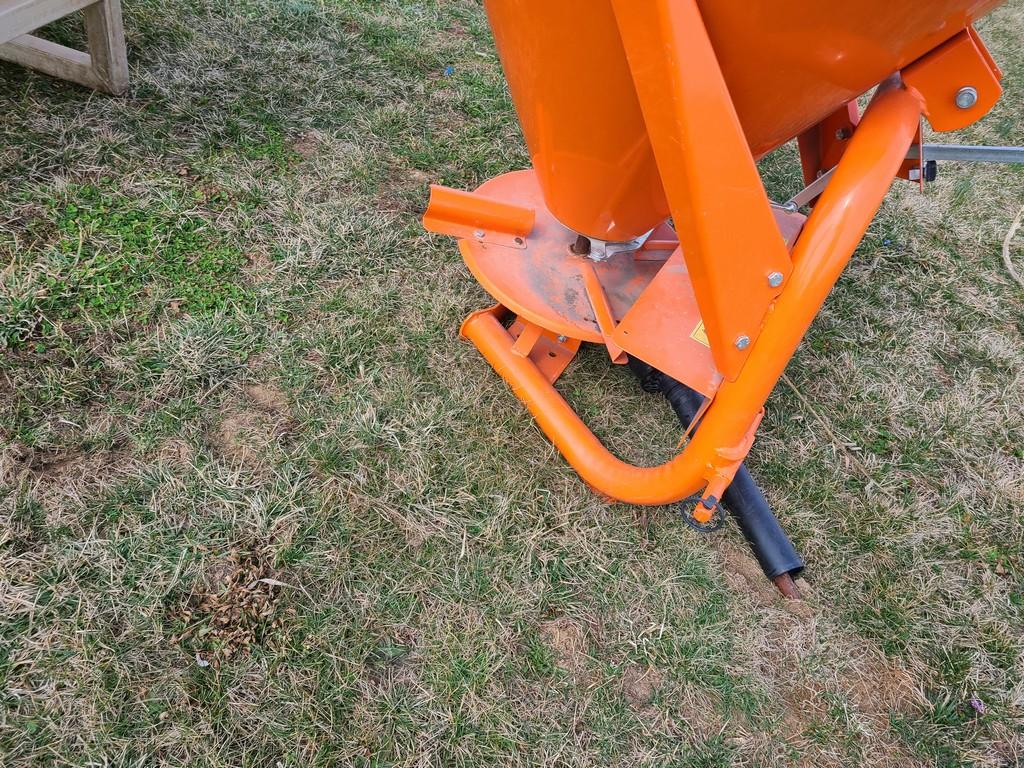 Agrex 150 Spinner Spreader