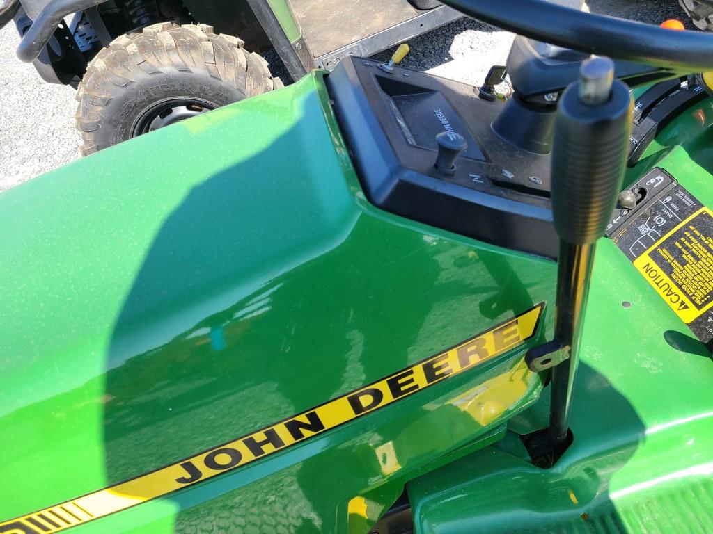 John Deere 185 Riding Tractor 'Ride & Drive'