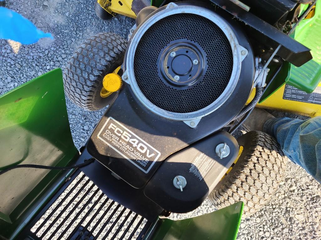 John Deere 185 Riding Tractor 'Ride & Drive'
