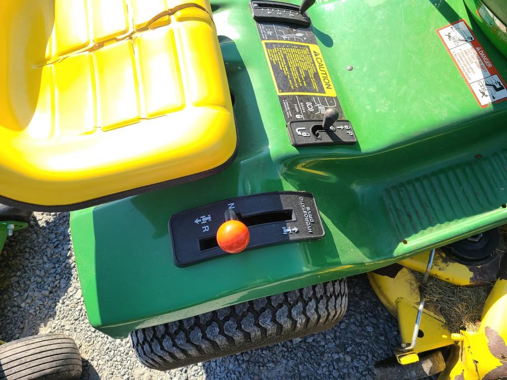 John Deere 185 Riding Tractor 'Ride & Drive'