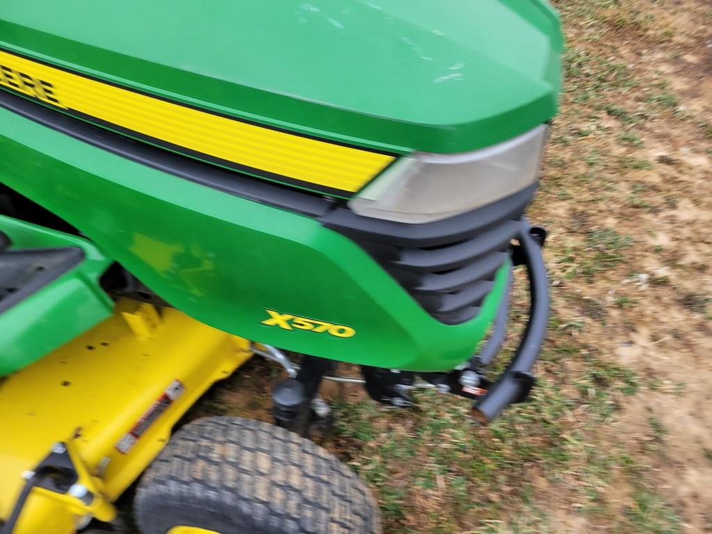 2018 John Deere X570 Riding Tractor 'Ride & Drive'