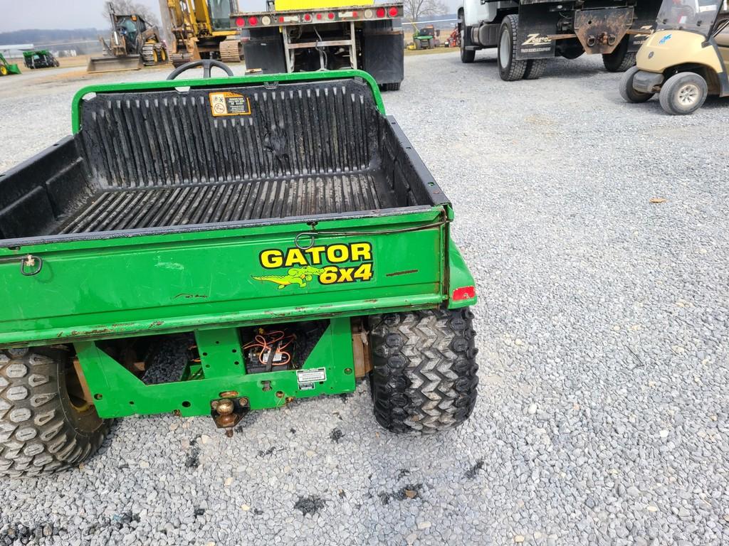 John Deere 6x4 Gator Utility Vehicle - NO TITLE 'Ride & Drive'