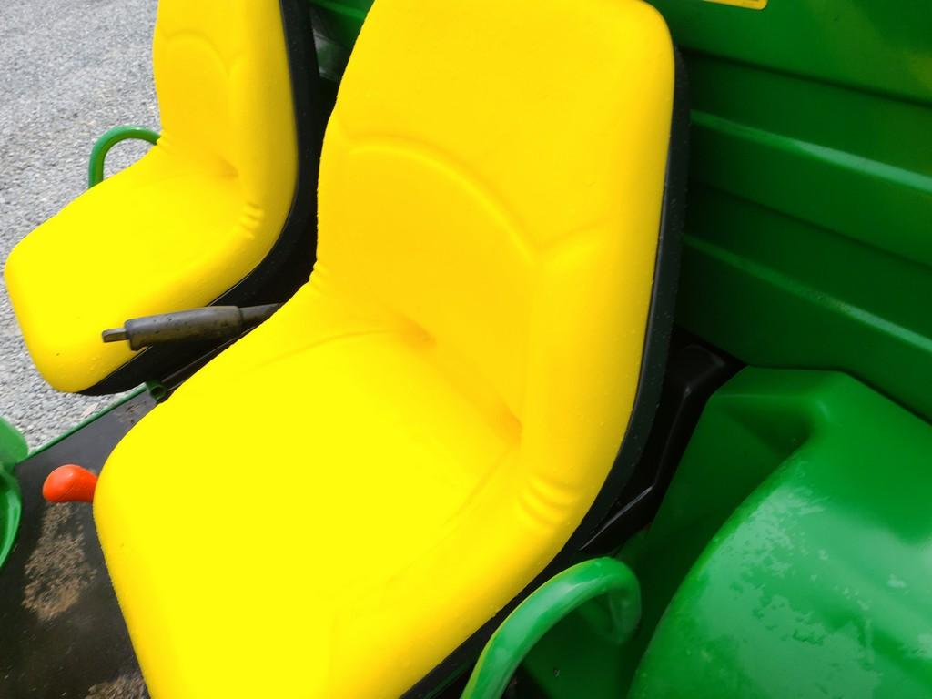John Deere 6x4 Gator Utility Vehicle - NO TITLE 'Ride & Drive'