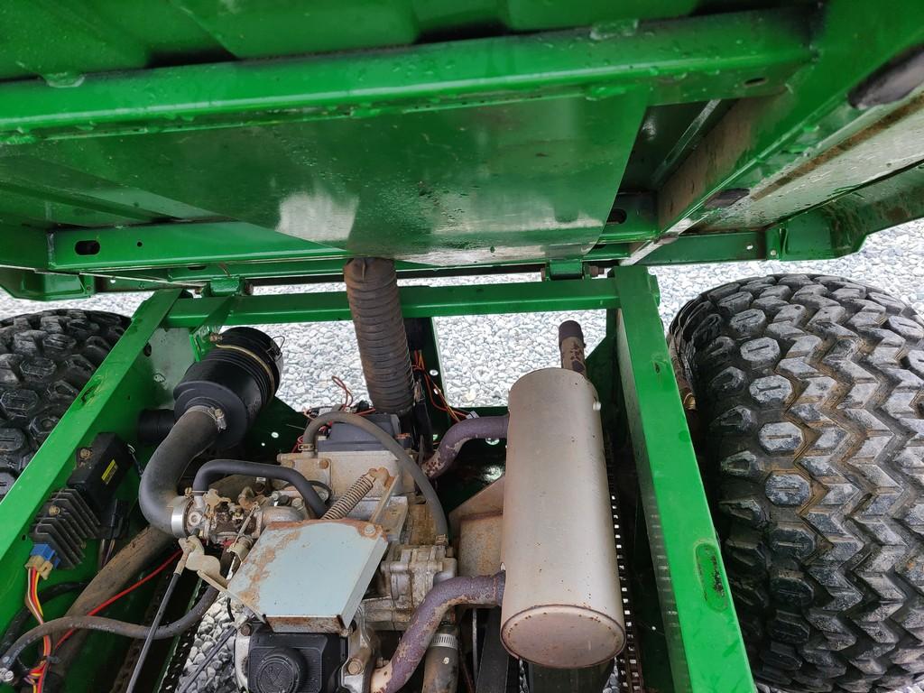 John Deere 6x4 Gator Utility Vehicle - NO TITLE 'Ride & Drive'