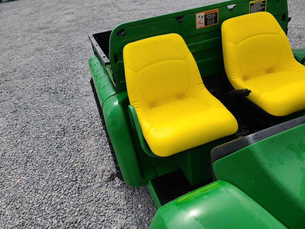 John Deere 6x4 Gator Utility Vehicle - NO TITLE 'Ride & Drive'