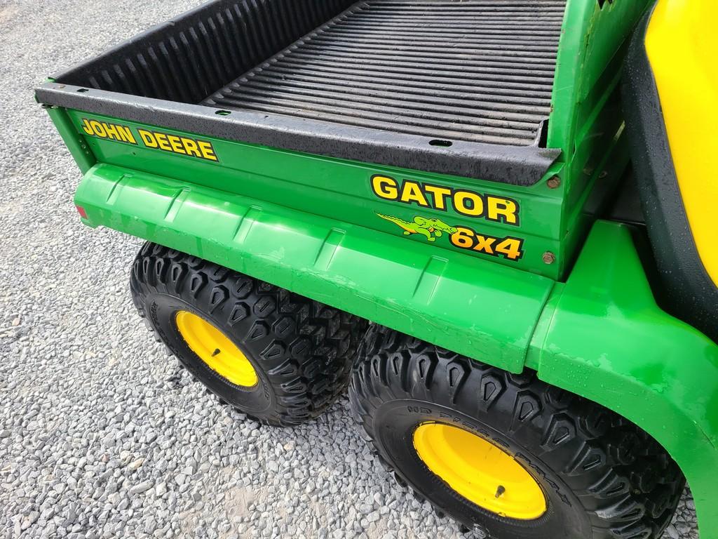 John Deere 6x4 Gator Utility Vehicle - NO TITLE 'Ride & Drive'