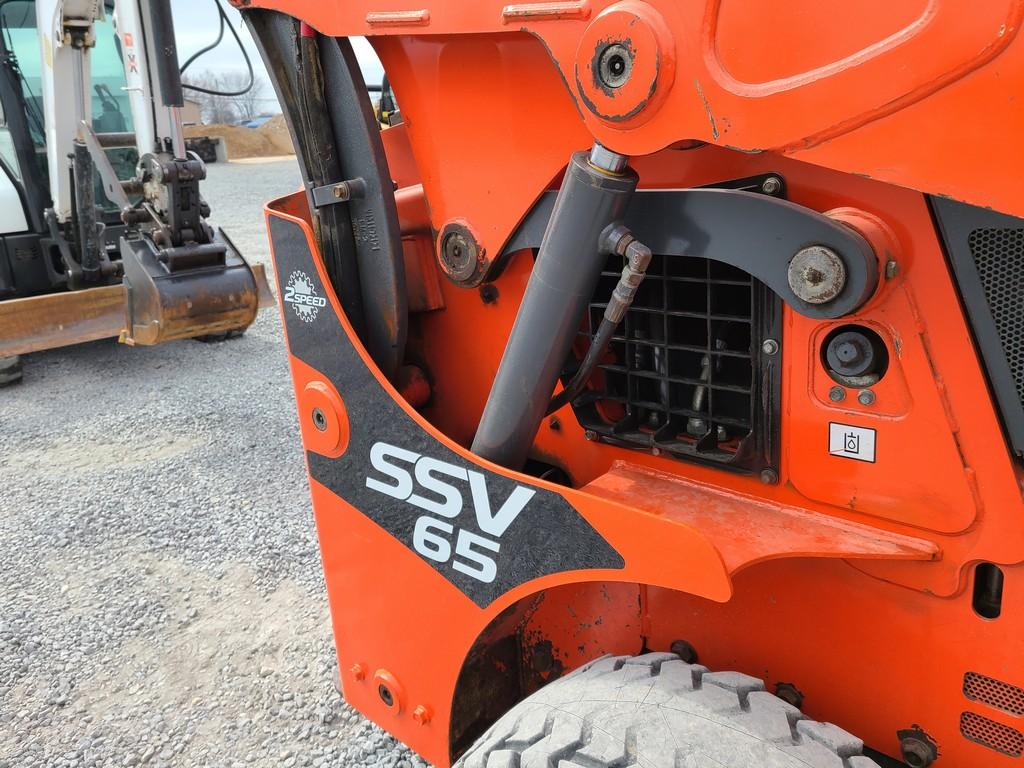 Kubota SSV65 Skid Steer 'Runs & Operates'