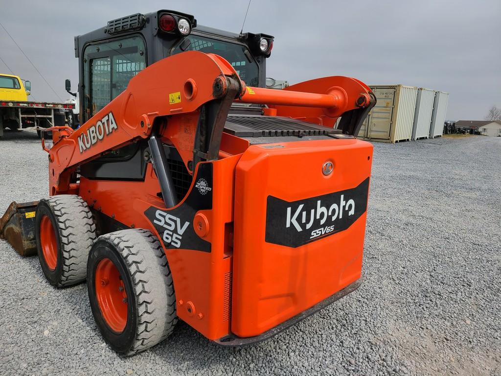 Kubota SSV65 Skid Steer 'Runs & Operates'