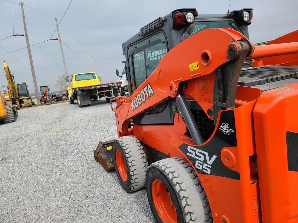 Kubota SSV65 Skid Steer 'Runs & Operates'