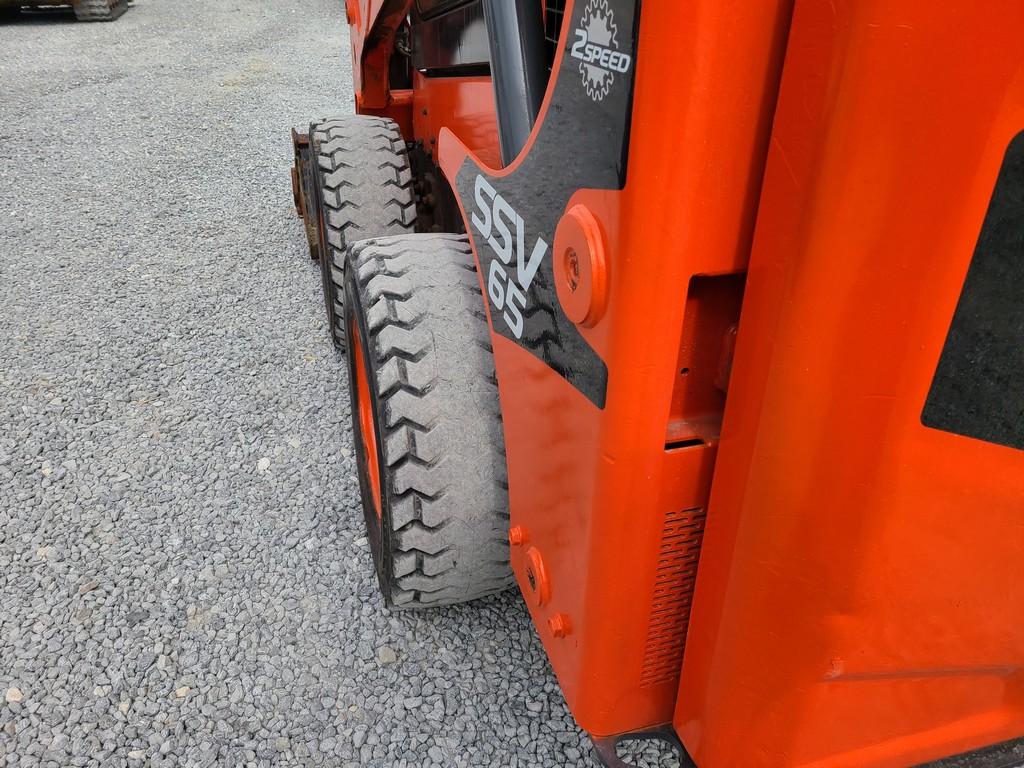 Kubota SSV65 Skid Steer 'Runs & Operates'