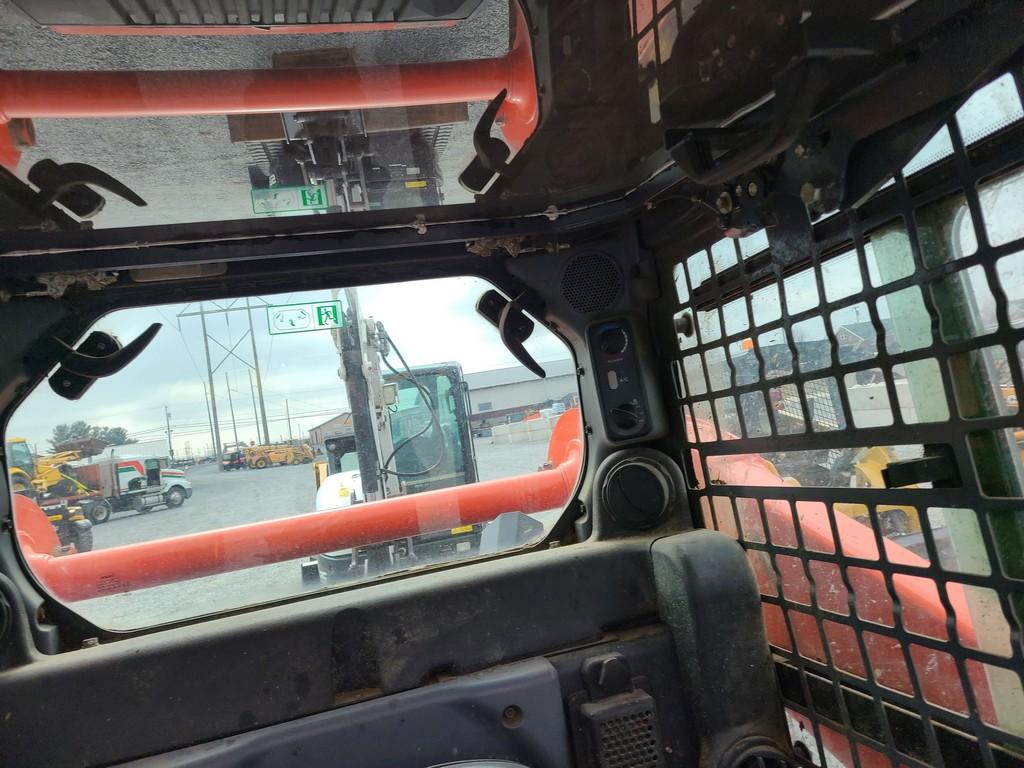 Kubota SSV65 Skid Steer 'Runs & Operates'