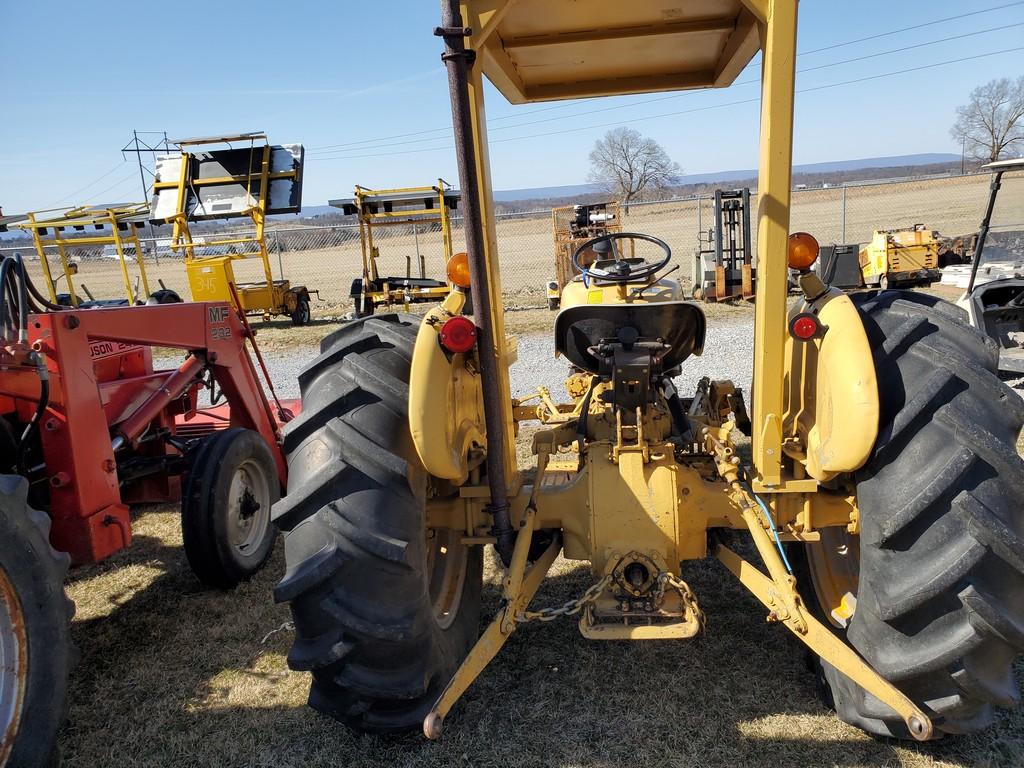 Ford 530A Tractor 'Runs & Operates'