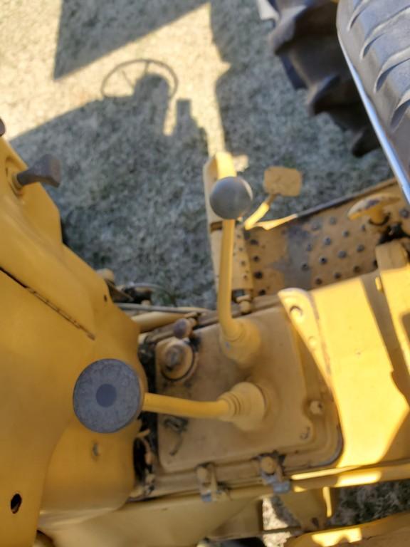 Ford 530A Tractor 'Runs & Operates'