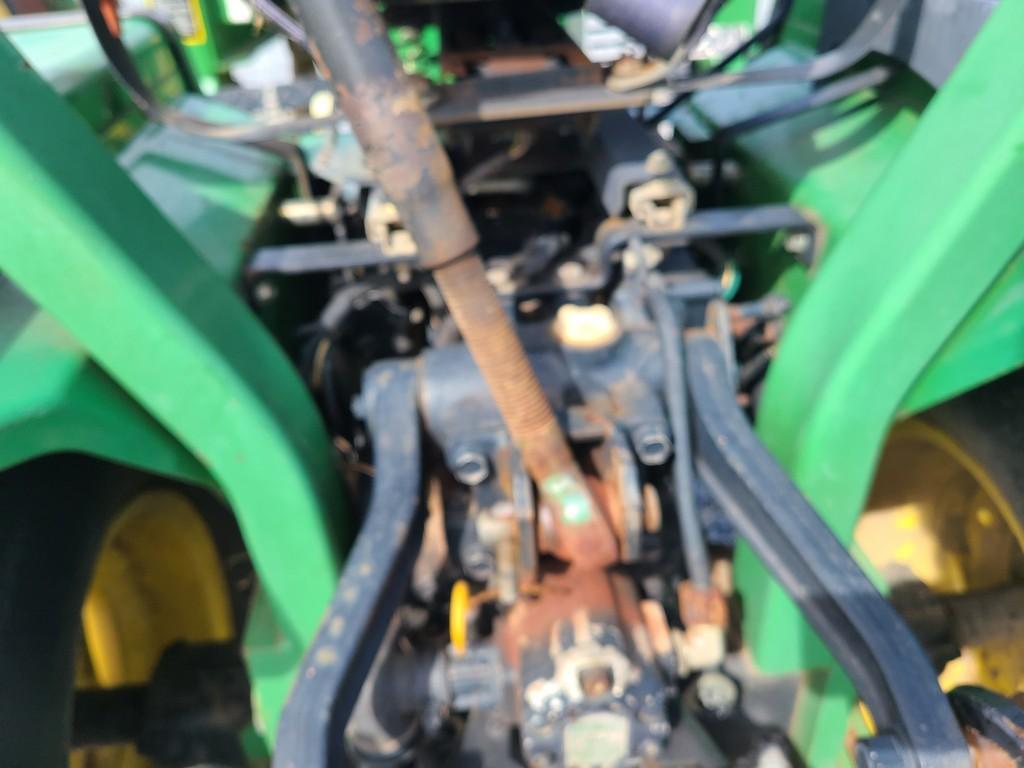 John Deere 955 Compact Loader Tractor 'AS-IS, THIS UNIT HAS PROBLEMS, All of its problems may or may