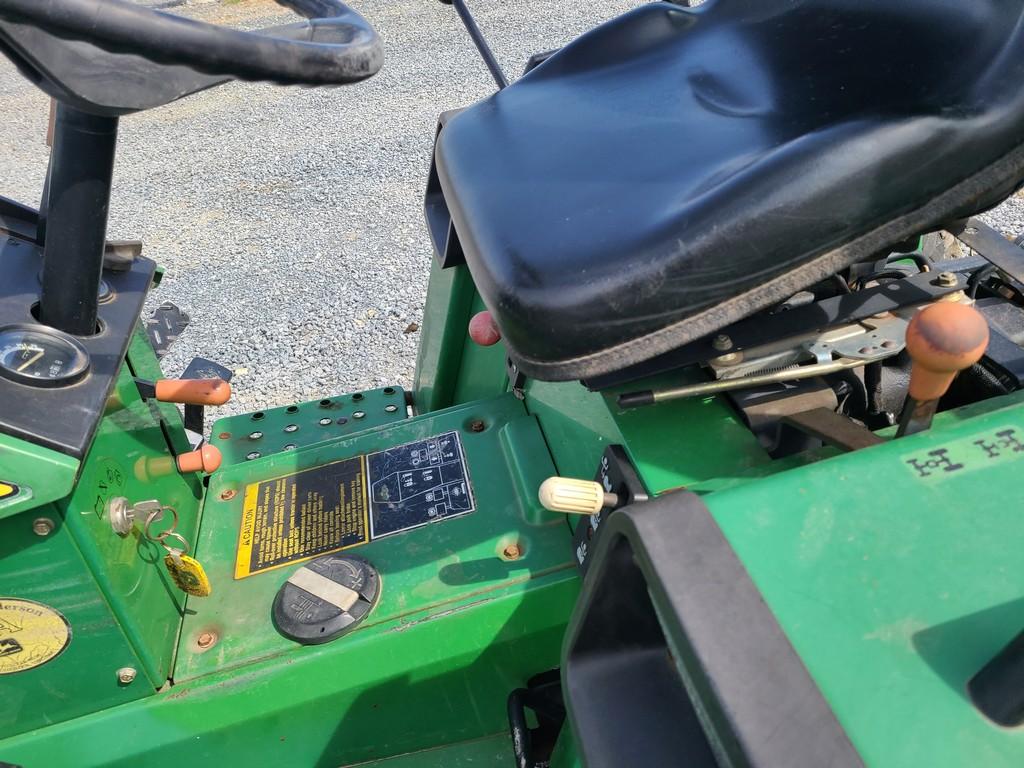 John Deere 955 Compact Loader Tractor 'AS-IS, THIS UNIT HAS PROBLEMS, All of its problems may or may