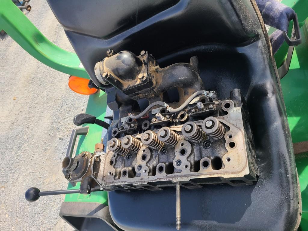 John Deere 955 Compact Loader Tractor 'AS-IS, THIS UNIT HAS PROBLEMS, All of its problems may or may