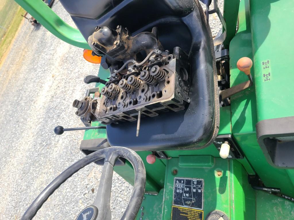 John Deere 955 Compact Loader Tractor 'AS-IS, THIS UNIT HAS PROBLEMS, All of its problems may or may