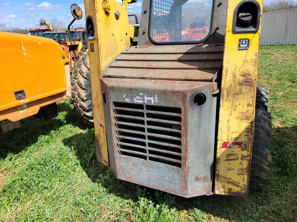Gehl 4625 Skid Steer  'Runs & Operates'