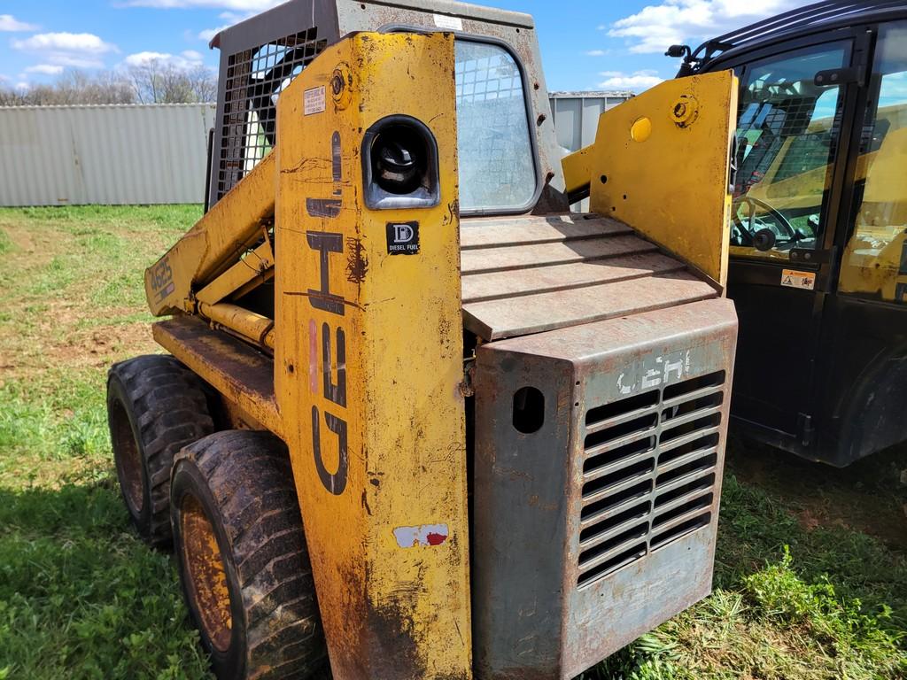 Gehl 4625 Skid Steer  'Runs & Operates'