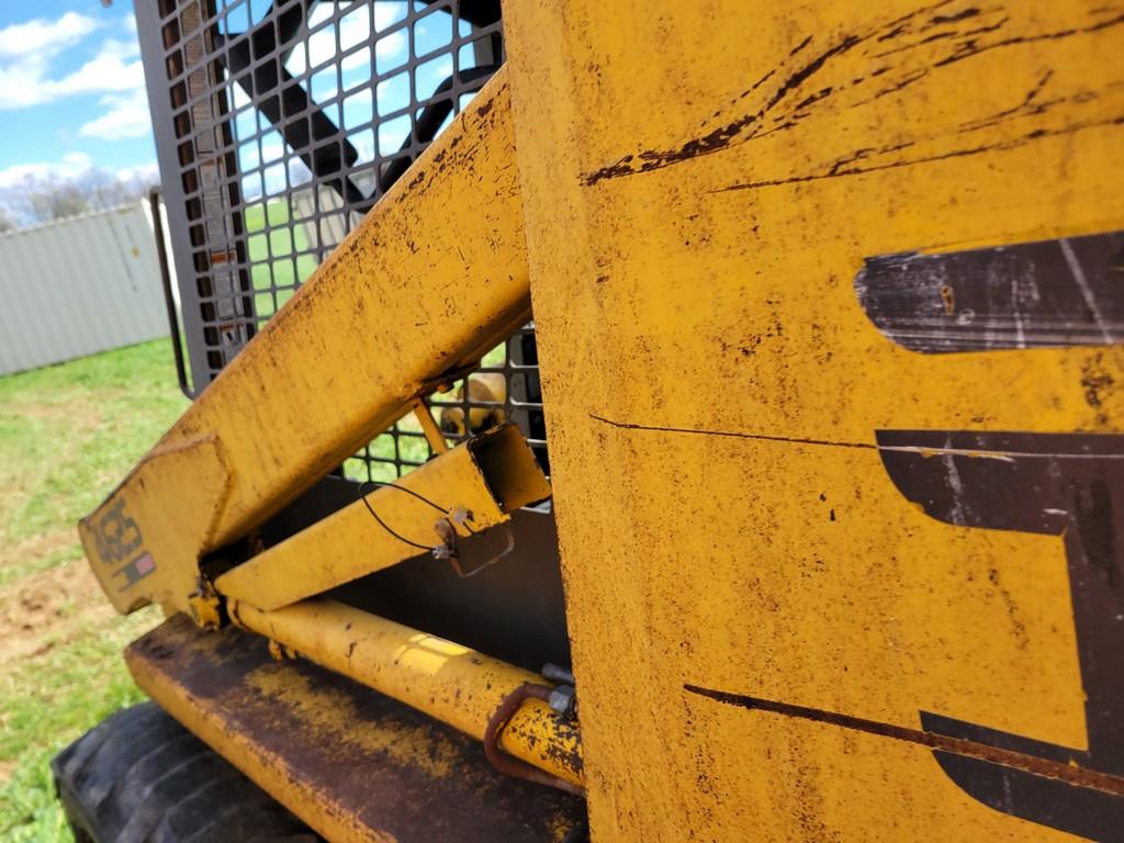 Gehl 4625 Skid Steer  'Runs & Operates'