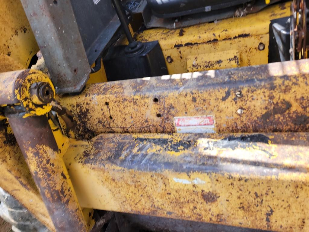 Gehl 4625 Skid Steer  'Runs & Operates'