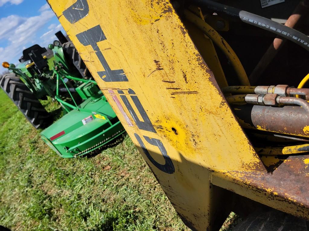 Gehl 4625 Skid Steer  'Runs & Operates'