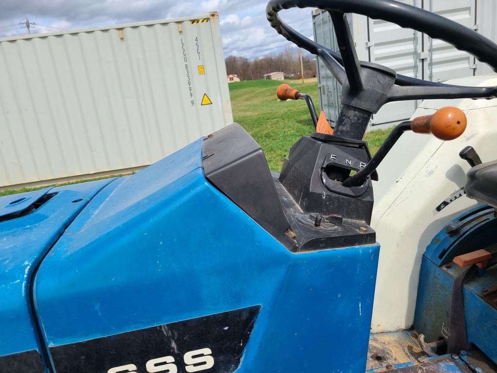 New Holland 1920 Tractor 'Runs & Operates'